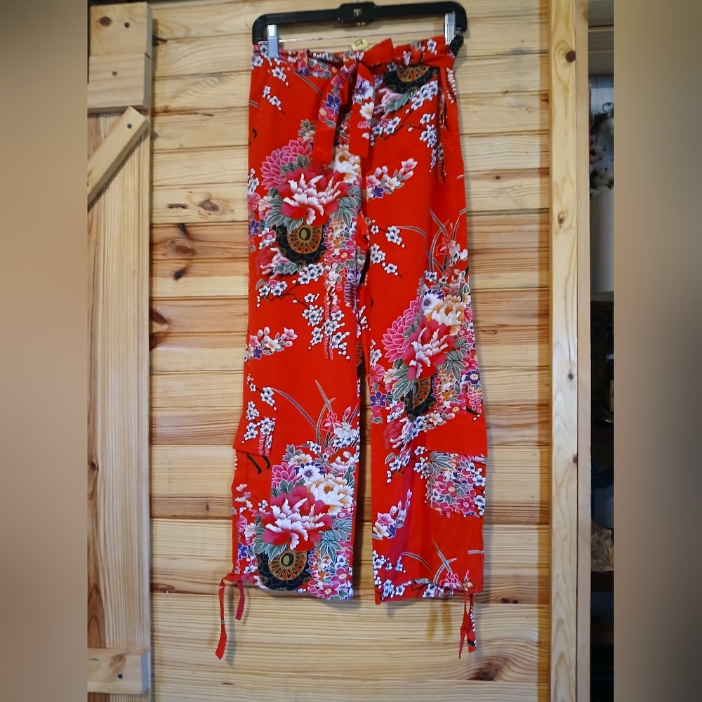 Boston Proper Capris Size 6